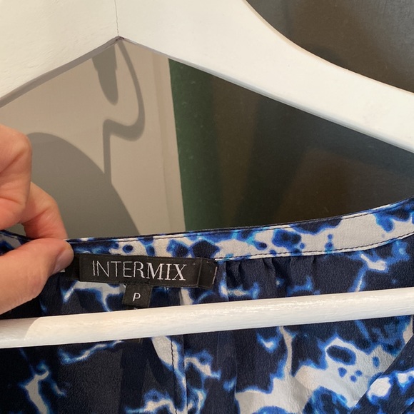 Intermix Silk Romper with Pocketsb - Picture 2 of 3